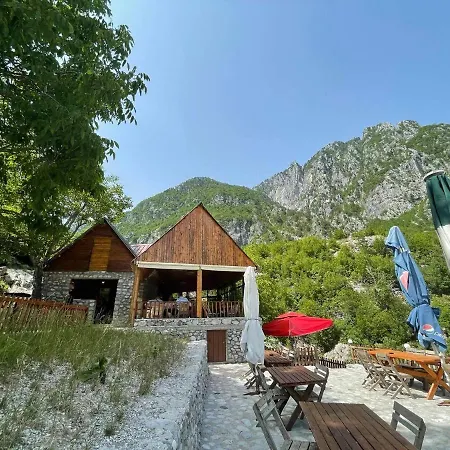 Guesthouse Lulash Zelna